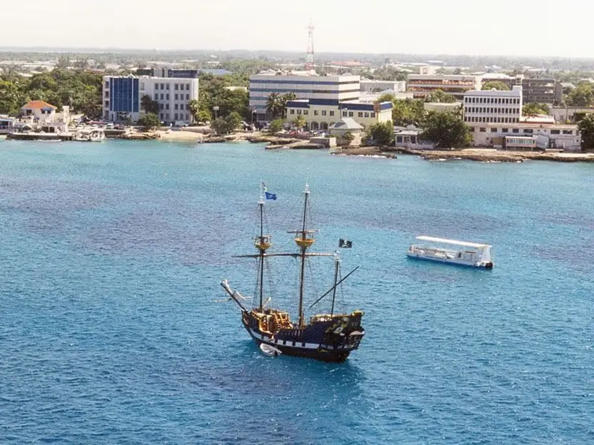 Cayman.avif