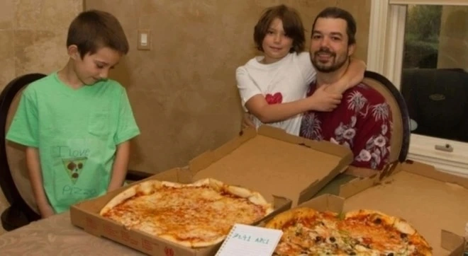 mua-pizza-bang-bitcoin-1.jpeg