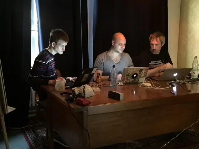 jefff làm việc cùng Vitalik và Gavin.webp
