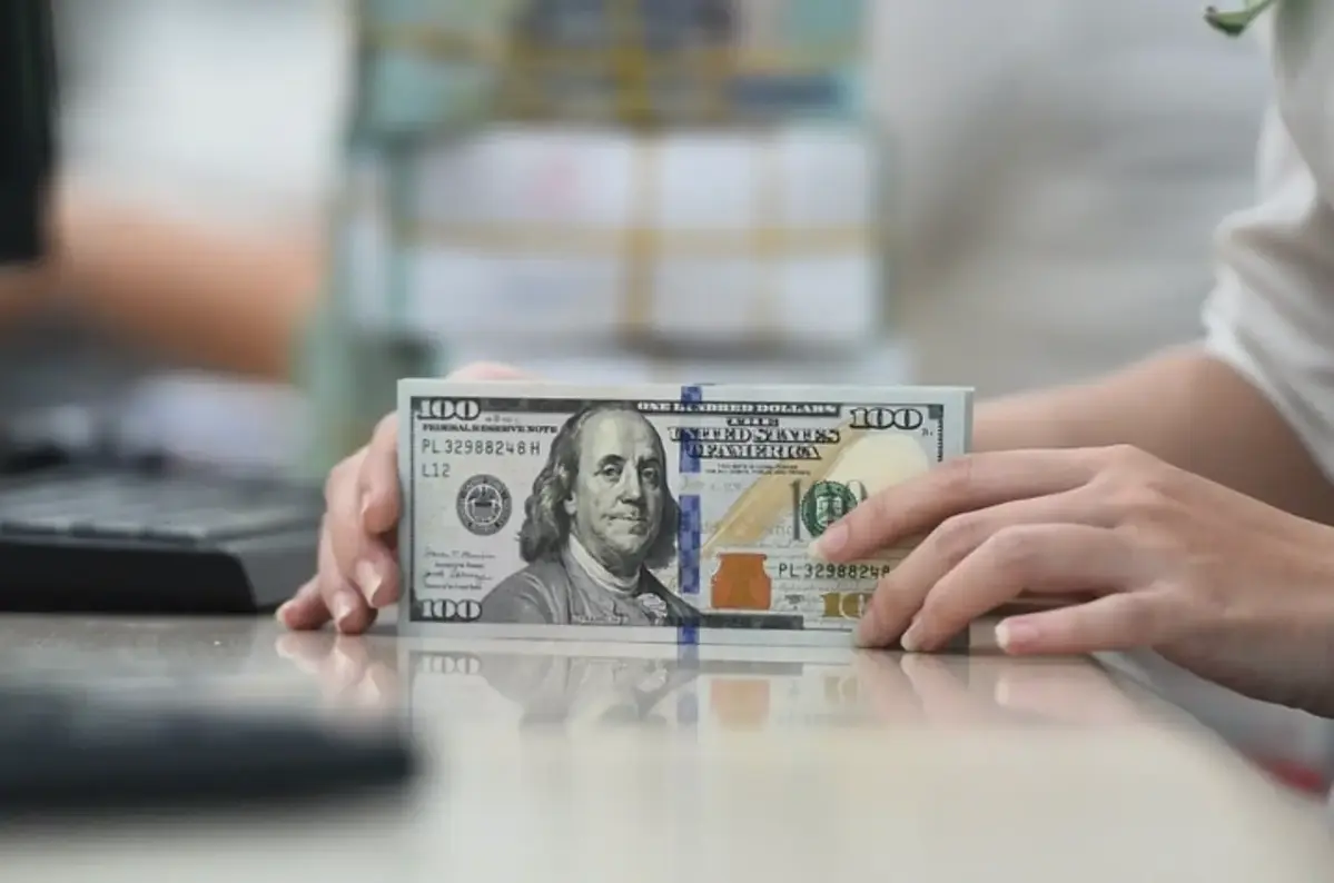 Giao dịch 1000 USD phải báo cáo tại Trung tam Tài chính Quốc tế